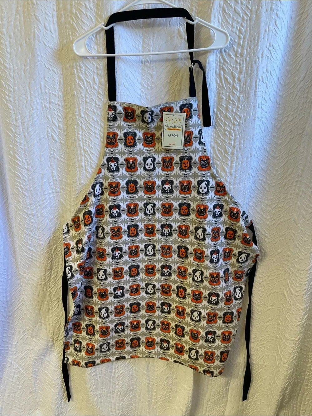 Johanna Parker Halloween Pumpkin Skull Print Kitchen Apron - NWT **